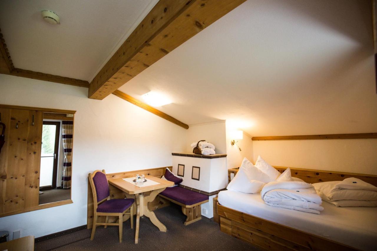 Landhaus Schnoeller Tannheim Exteriör bild